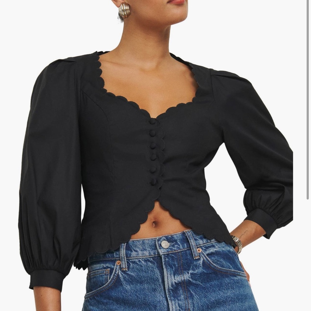 Reformation Eliana Puff Shoulder Top